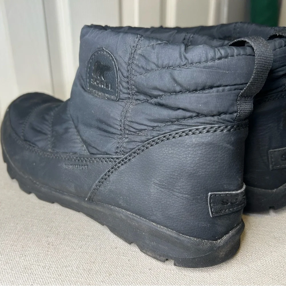 Sorel Women's Whitney Camp Waterproof Black Insulated Quilted Ankle Boots Sz 10